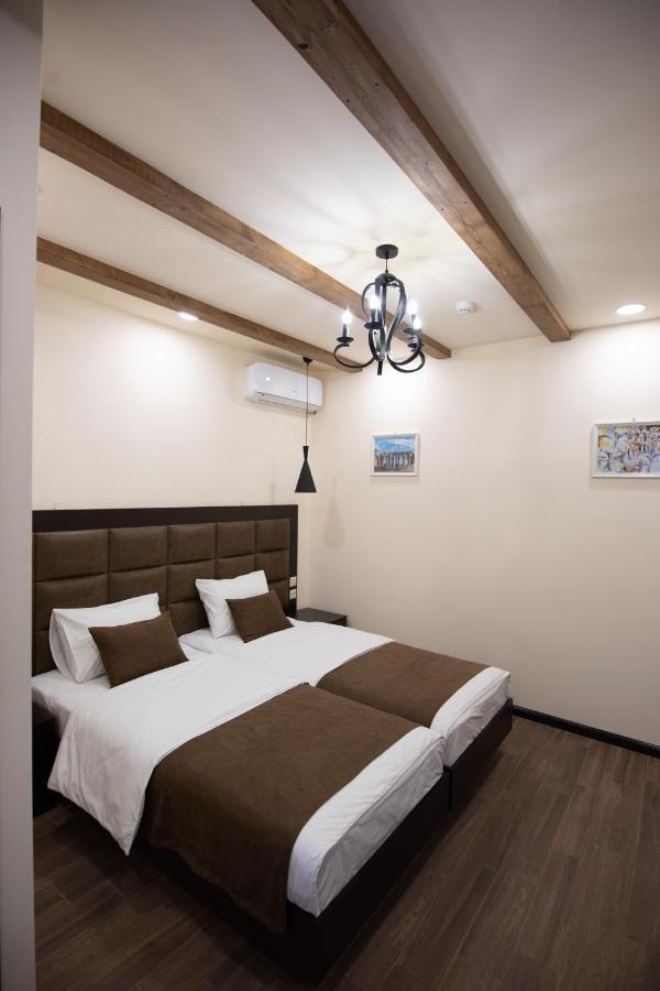 Boutique Living Hotel يريفان المظهر الخارجي الصورة