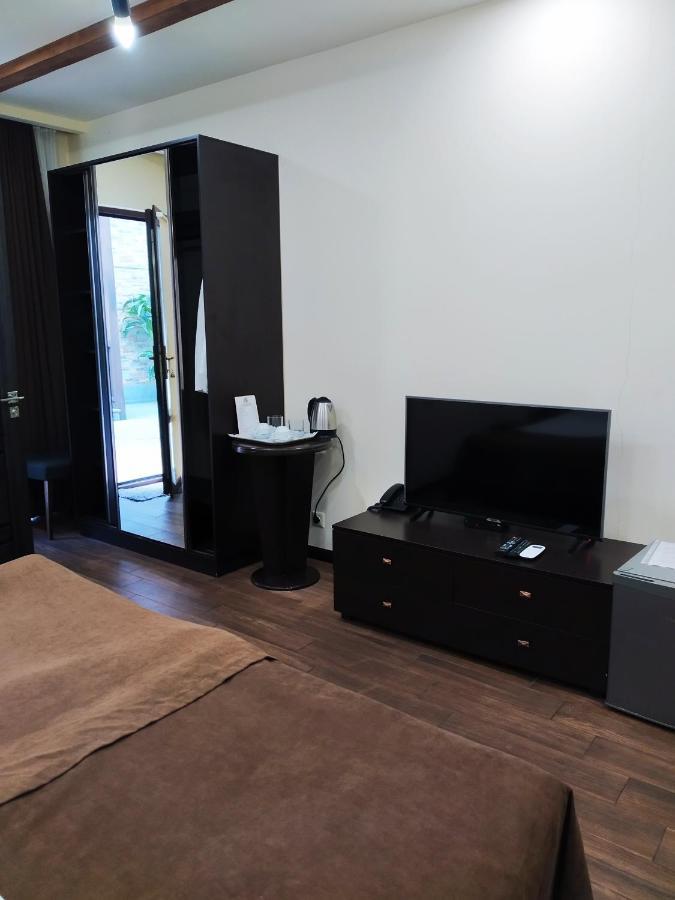 Boutique Living Hotel يريفان المظهر الخارجي الصورة