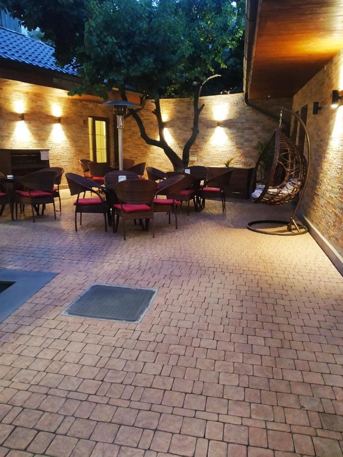 Boutique Living Hotel يريفان المظهر الخارجي الصورة