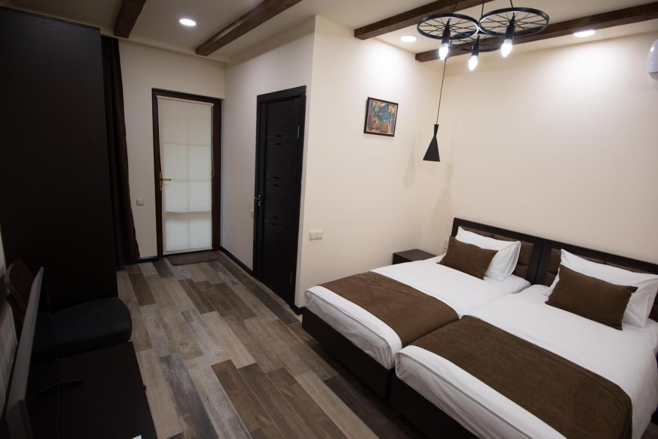 Boutique Living Hotel يريفان المظهر الخارجي الصورة